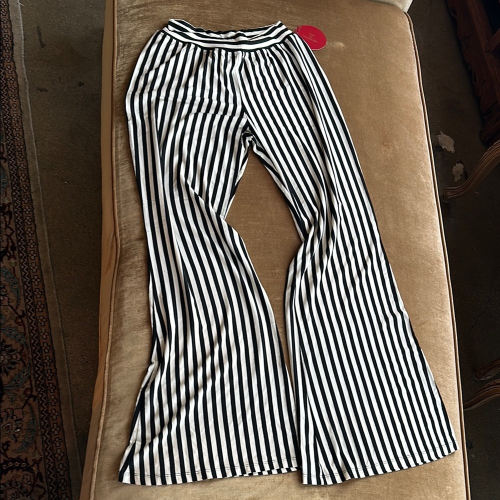 Soft Stretch Stripe Palazzo Lounge pants Cream Black New size M Pullup Easy wear